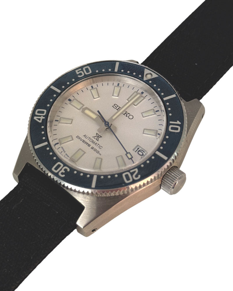 Uhren,armband Canvas, schwarz an einer Seiko Taucheruhr