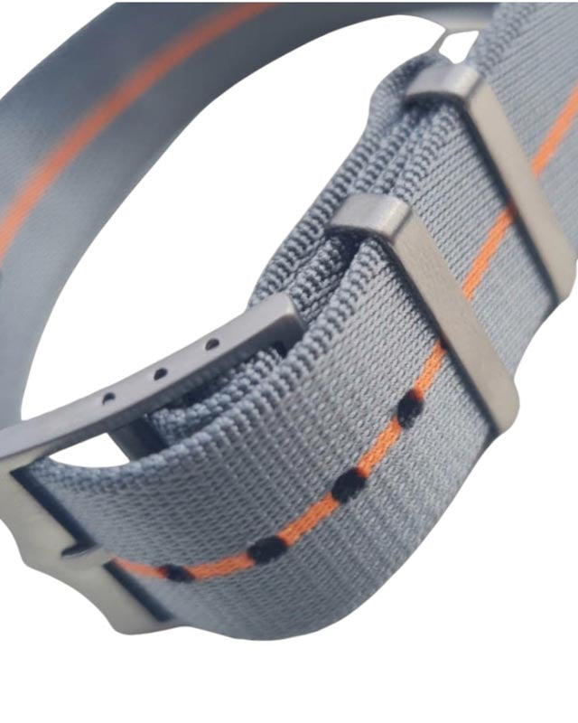 Einteiliges Uhrenarmband, NATO, Trap in verschiedenen Bandbreiten wie 18, 20,22 mm verfügbar